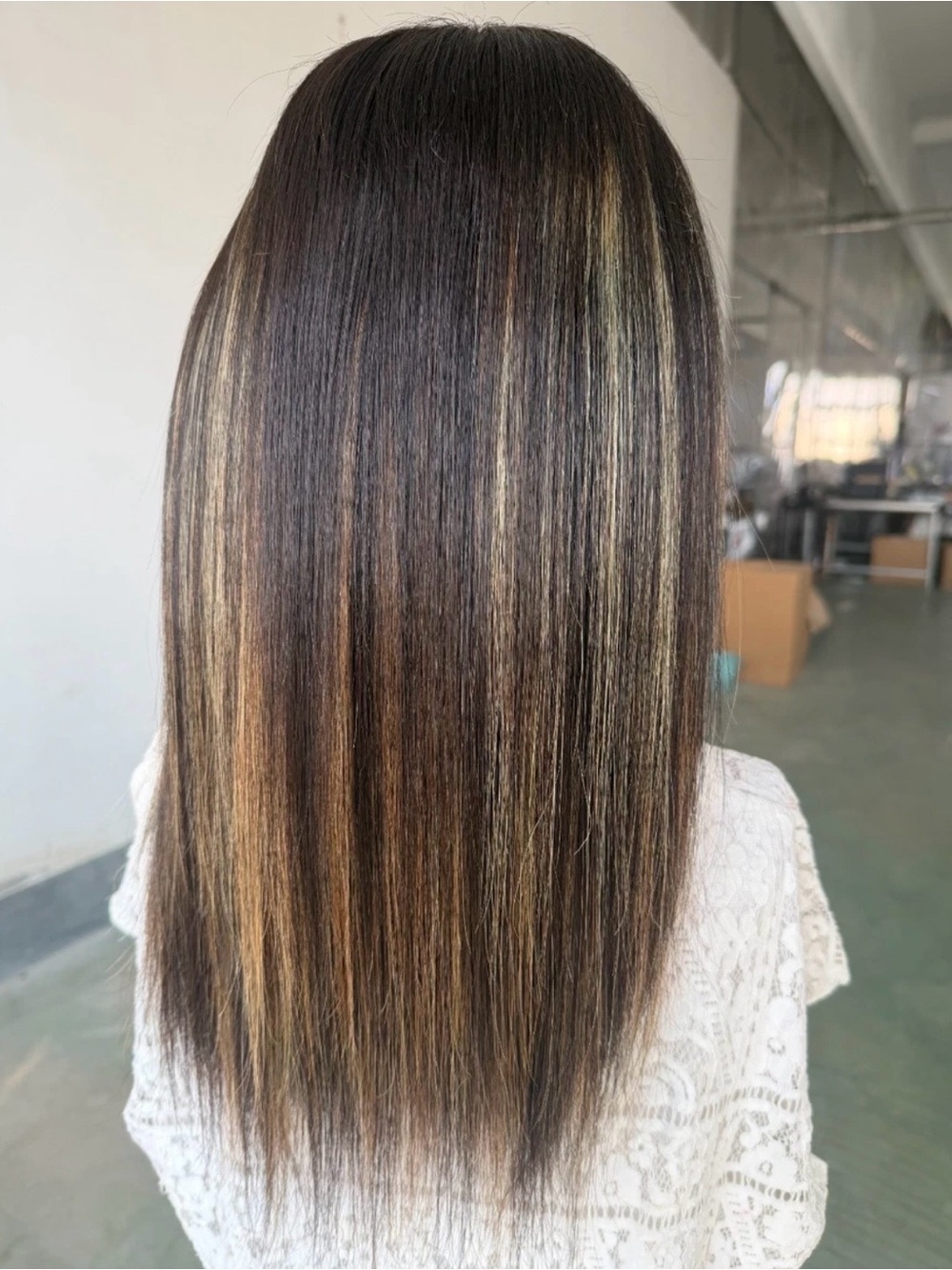 Premium Women’s Straight Hair with Blonde Highlights
